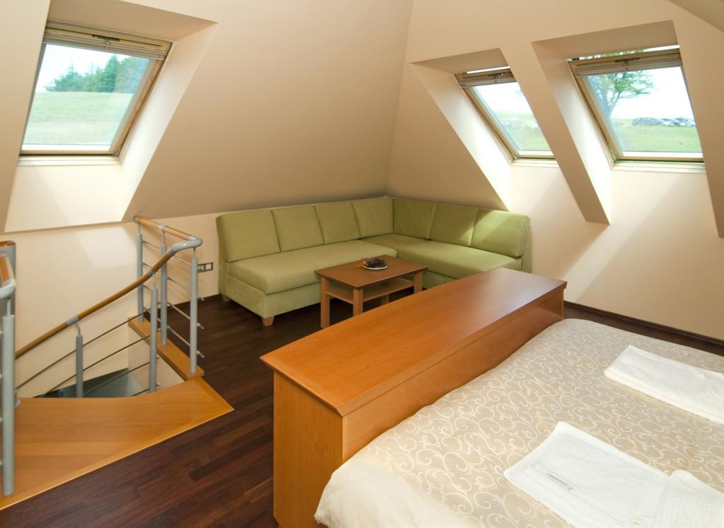 Heipark Tosovice Hotel Room photo